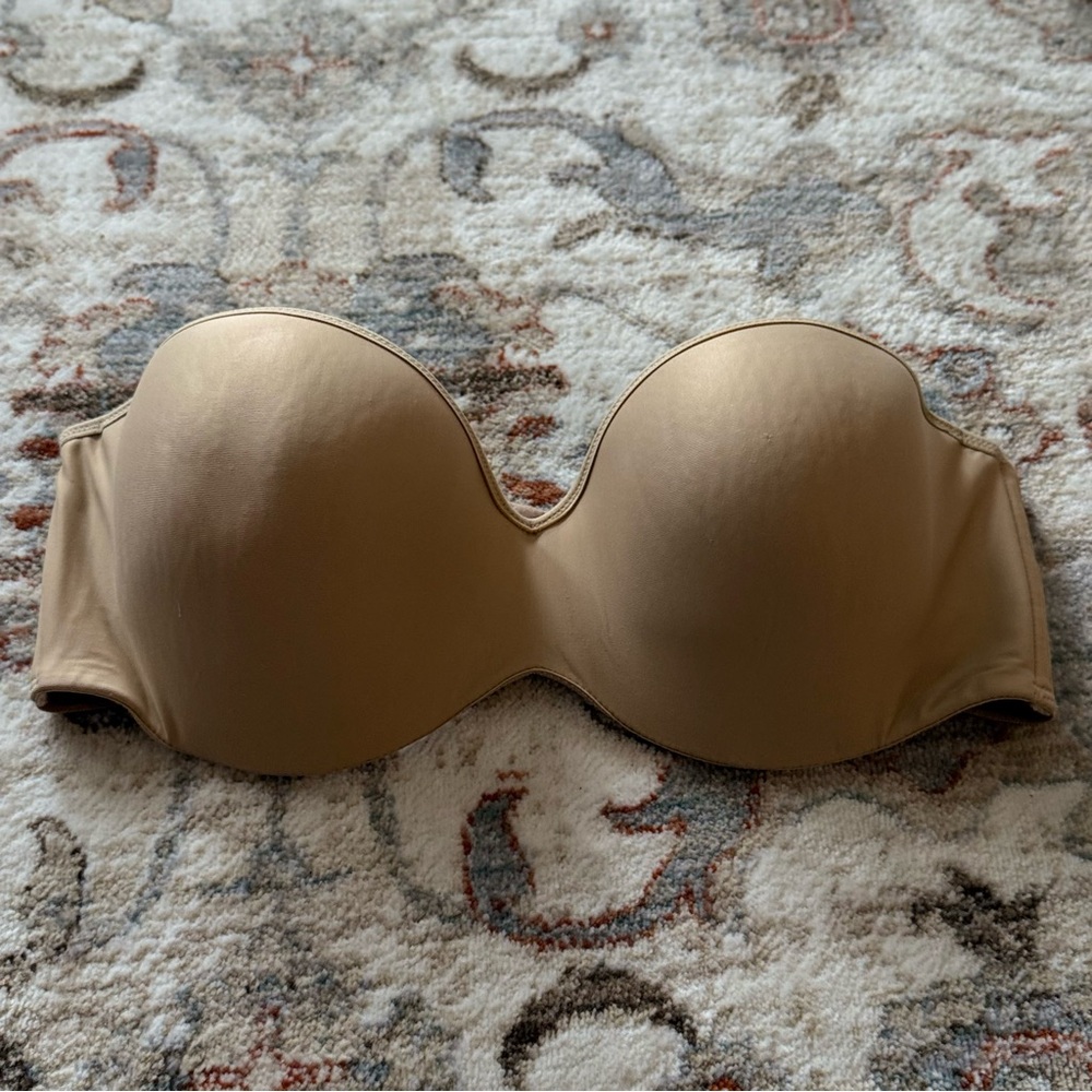 Strapless bra